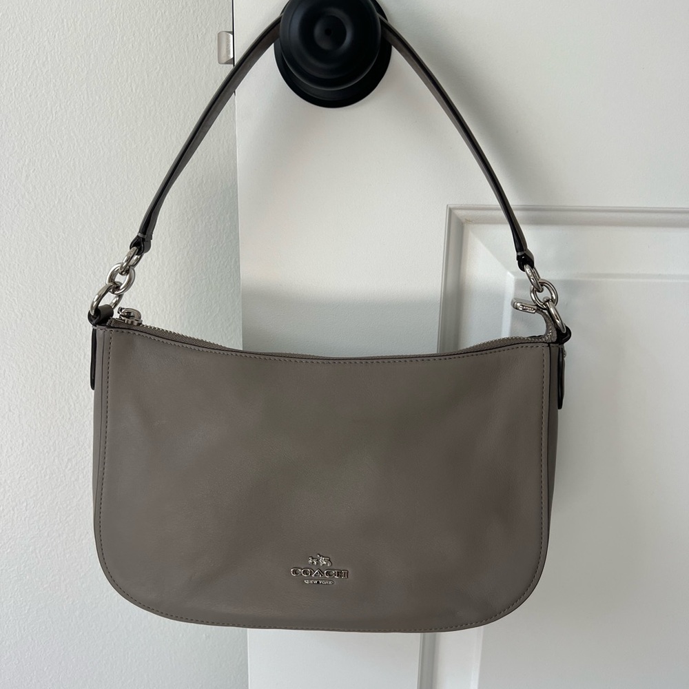 Coach Gray Leather Shoulder Bag with Crossbody Strap